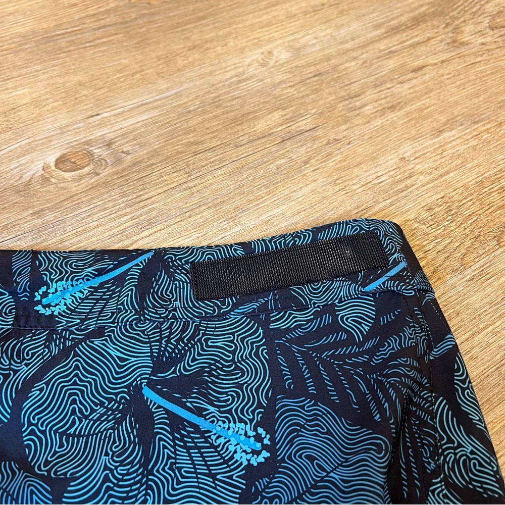 RipSkirt Hawaii Maui Moonlight length 1 size large - Picture 6 of 9